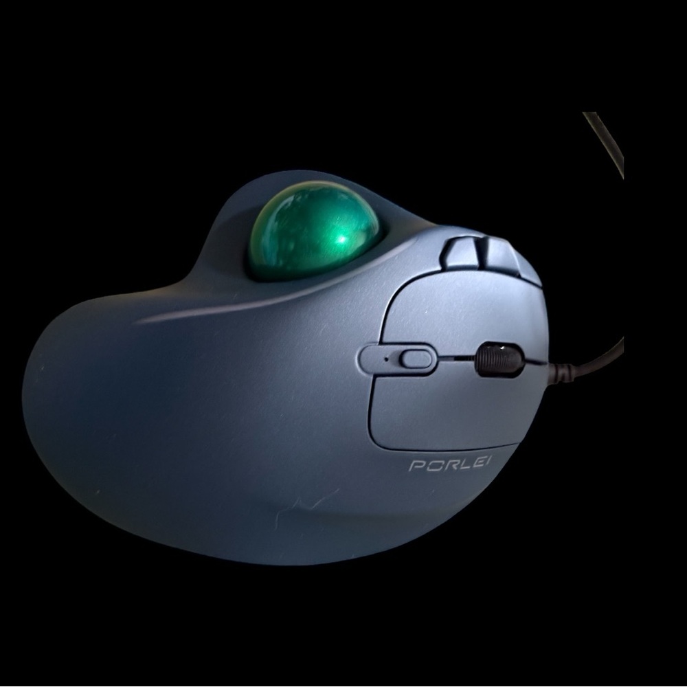 Ergonomic Wired Trackball Mouse with Green Ball for gaming (Right handed) NWT